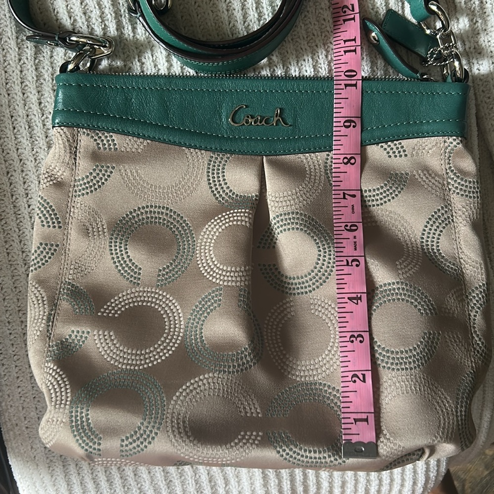 Coach Ashley Opt Art Hippie Tan/Green Convertible Crossbody - Picture 9 of 12